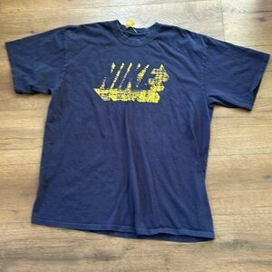Nike Vintage shirt ! Xl